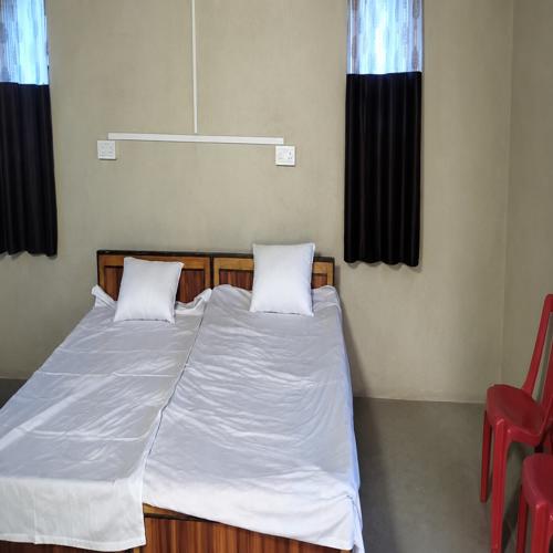Sagon Homestay, Mada